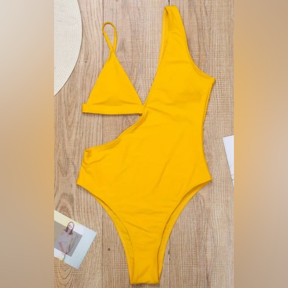 Matte Swim Women’s Sz XL Monokini One Piece Thong Bathing Suit Yellow - Picture 2 of 4